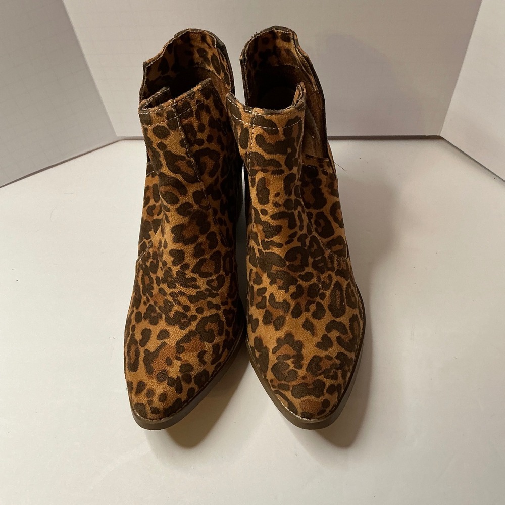 Leopard Print Ankle Boots Women's Pointed Toe Block Heel Cutout Booties - Picture 2 of 5